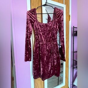 Burgundy crushed velvet long sleeve mini dress